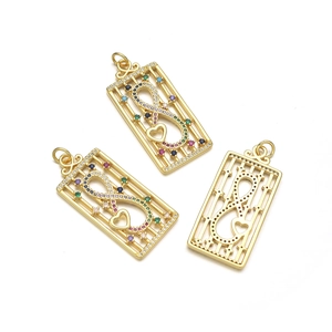 Minimalistische Gold-Tarot-Anhänger mit Unendlichkeitssymbol und bunten Zirkonias