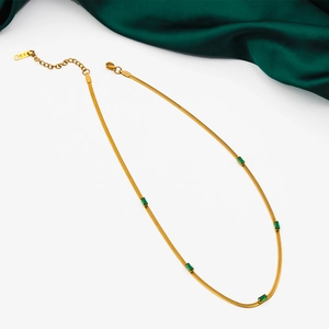 18K gold plated snake chain necklace featuring five rectangular emerald green zircons