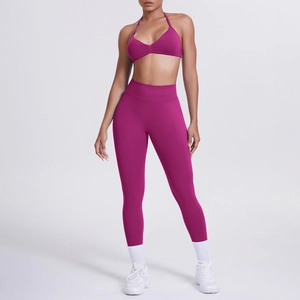 Set da yoga due pezzi da donna con reggiseno sportivo allacciato al collo e leggings
