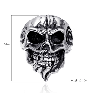 Detail view of gothic skull ring showing 30mm height and 22.2g weight measurement