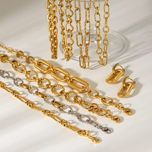 Set bracciale e orecchini in acciaio inossidabile bicolore oro e argento a catena