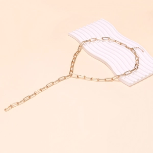 Exaggerated golden hip-hop necklace with creative rectangular link chain for women