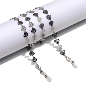 Heart Shaped Stainless Steel Glasses Chain Non Slip Sunglasses Holder Rose Pattern Face Mask Strap Elegant Eyewear Accessory
