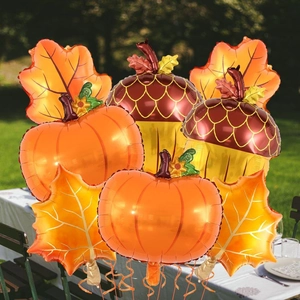 Thanksgiving party balloon set with pumpkin maple leaf and acorn foil decorations