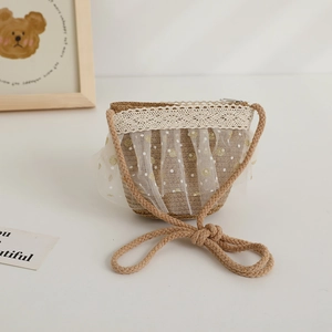 Sac à bandoulière en paille pour enfants avec dentelle et tulle à pois