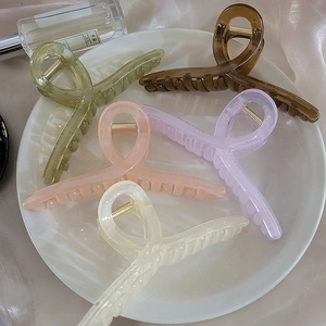 Large Hair Claw Clip Plastic Matte Glossy Geometric Shark Clip For Women Styling Accessories