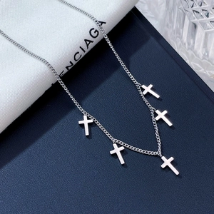 Collana a catena in acciaio inossidabile argento con cinque pendenti a croce per uomo e donna
