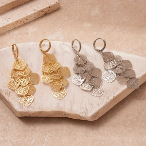 Modern hollow grid tassel earrings in gold and silver finish with metallic mesh texture