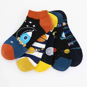Pack of 5 astronaut themed low cut socks featuring colorful space rocket patterns