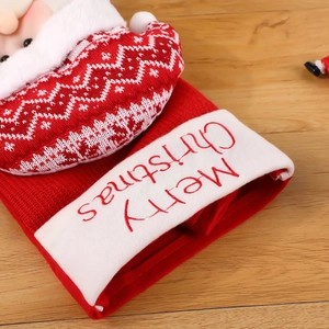 Grande chaussette de Noël en tricot rouge avec Père Noël et broderie décorative