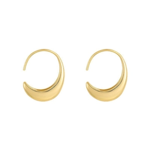 Minimalist gold irregular C-shape hoop earrings with polished finish on white background