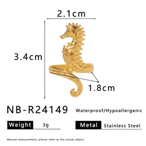 Detailed seahorse ring specs showing waterproof stainless steel and dimensions