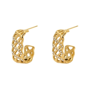 Luxury gold C-shaped stainless steel earrings with mesh design and clear rhinestones