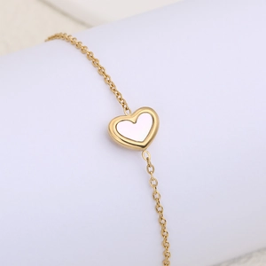Elegant gold stainless steel heart bracelet with white shell inlay for women's fashion