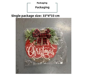 Close-up of Merry Christmas wooden wreath sign with packaging dimensions 33x4x33cm