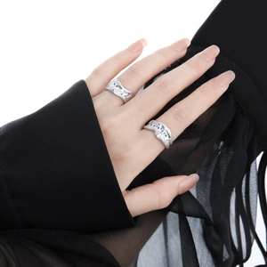 Brushed S925 silver irregular open ring set with blue micro-inlaid stones