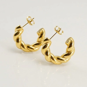 Gedrehte Creolen Für Damen Edelstahl 18K Vergoldet Geometrische C-Form Mode Schmuck Zubehör Geschenk