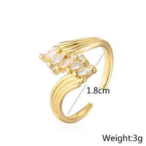 Detail view of 18K gold-plated open ring with marquise zircon and 1.8cm diameter label
