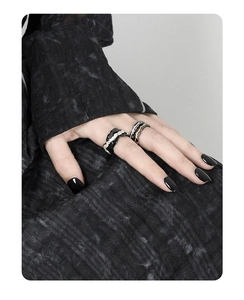 Unregelmäßige Zinnfolien-Textur auf schwarz-silber beschichtetem S925 Sterling Silber Ring