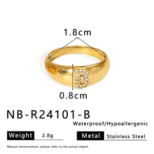 Detail showing dimensions of golden stainless steel ring with crystal B letter charm