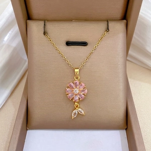 Luxe gold-plated titanium necklace set with pink zircon flower pendant and leaf detail