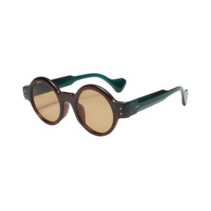 Steampunk round sunglasses with brown frames and green temples in 45-degree view