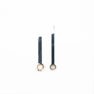 Set di lancette per orologio in argento lucido con lancette di ore e minuti