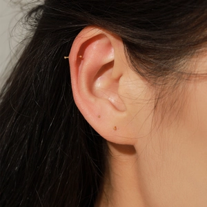 Orecchini a sfera minimalisti in argento S999 placcato oro per piercing multipli