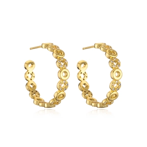 Exquisite goldene C-Form Creolen mit funkelnden Zirkonia Kristallen für Damen