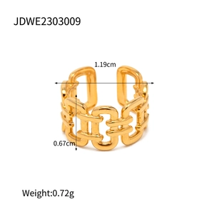 Vue détaillée du bijou d'oreille en or 18K avec dimensions et poids du produit
