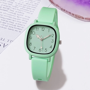 Retro Square Quartz Watch For Women Students Preppy Style Silicone Strap Analog Display Casual Fashion Wristwatch Gift