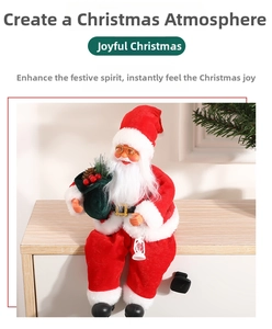 Dettaglio Babbo Natale seduto con occhiali dorati e lanterna bianca per decorazione