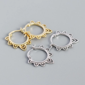 Vintage hollow flower pattern hoop earrings in silver and gold 925 sterling silver set
