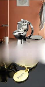 Mini-WC-Schlüsselanhänger mit klappbarem Deckel und Gravurplatte aus Metall
