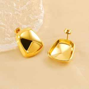 Orecchini A Lobo Geometrici 3D Minimalisti Placcato Oro 18K Acciaio Inossidabile Lucidato A Specchio Gioielli Chic Donna