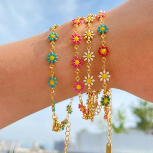 Daisy Flower Bracelet Stainless Steel 18K Gold Plated Enamel Colorful Floral Jewelry For Women Adjustable Chain