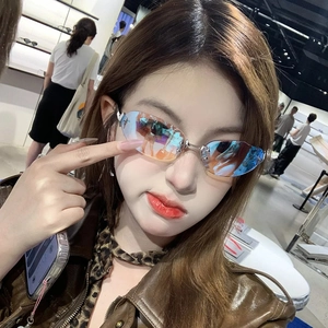 Y2K rimless star sunglasses with blue-orange gradient lenses for a trendy retro look