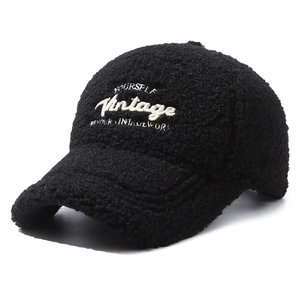 Black Sherpa baseball cap with Vintage embroidery for autumn and winter warmth
