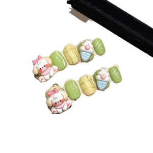 Faux ongles courts faits main avec chiots 3D en relief, glace et motifs à carreaux