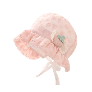 Chapeau de soleil rose pour bébé avec broderie fraise et dentelle pour fille