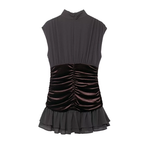 Robe patchwork en velours gris foncé pour femme avec volants étagés et col montant