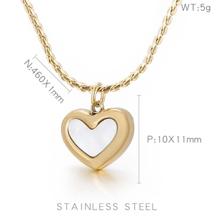 Détail du collier cœur avec chaîne de 460mm et poids de 5g en acier inoxydable
