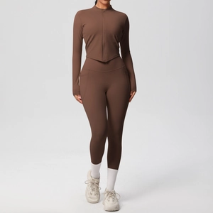 Ensemble de yoga 2 pièces marron pour femme avec haut zippé et legging à taille haute