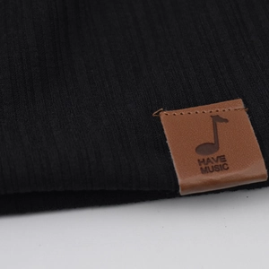 Black ribbed cotton beanie for men and women with brown leather music note patch