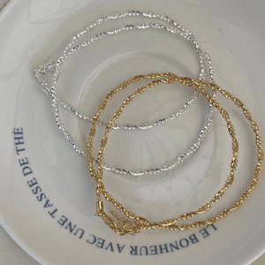 Minimalist 925 sterling silver faceted beaded necklace set in gold and silver finish