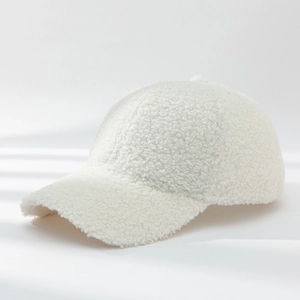 Minimalist white faux lamb wool teddy fleece baseball cap for autumn and winter outfits