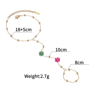 Detail of floral beaded ring bracelet combo with dimensions and 2.7g weight info