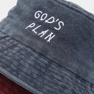 Bob vintage en coton délavé avec broderie GOD'S PLAN pour protection solaire extérieure