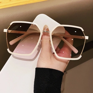 Chic white half-frame oversized sunglasses with gradient lenses and gold metal temples