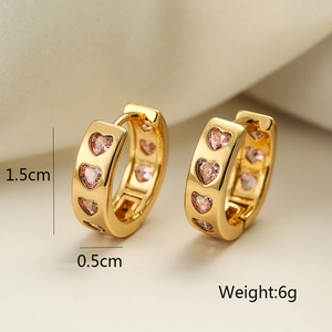 Detail of 18K gold-plated hoop earrings with pink heart zircon and dimensions display